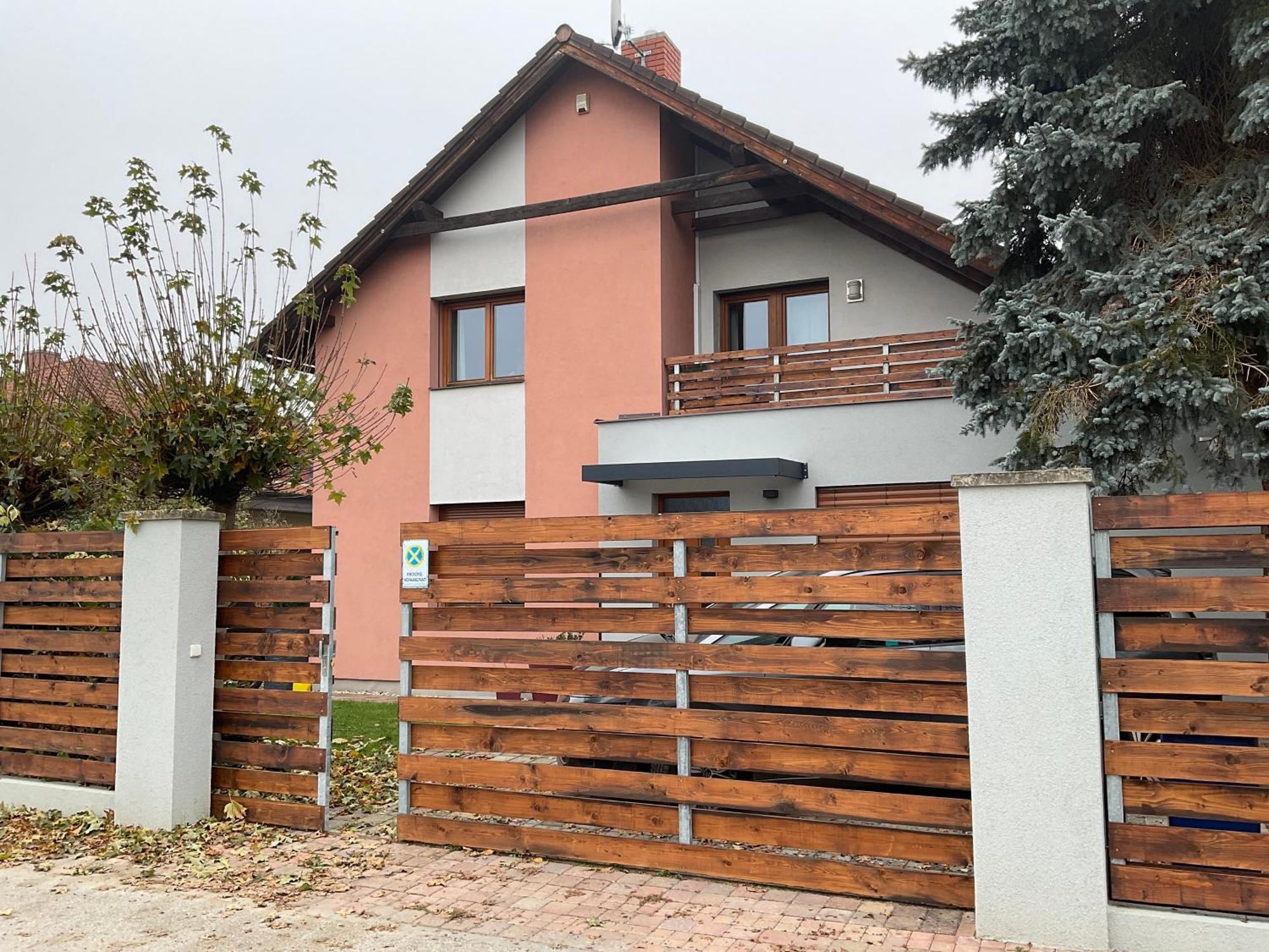 Apartman U Lesa Nové Jirny Kültér fotó