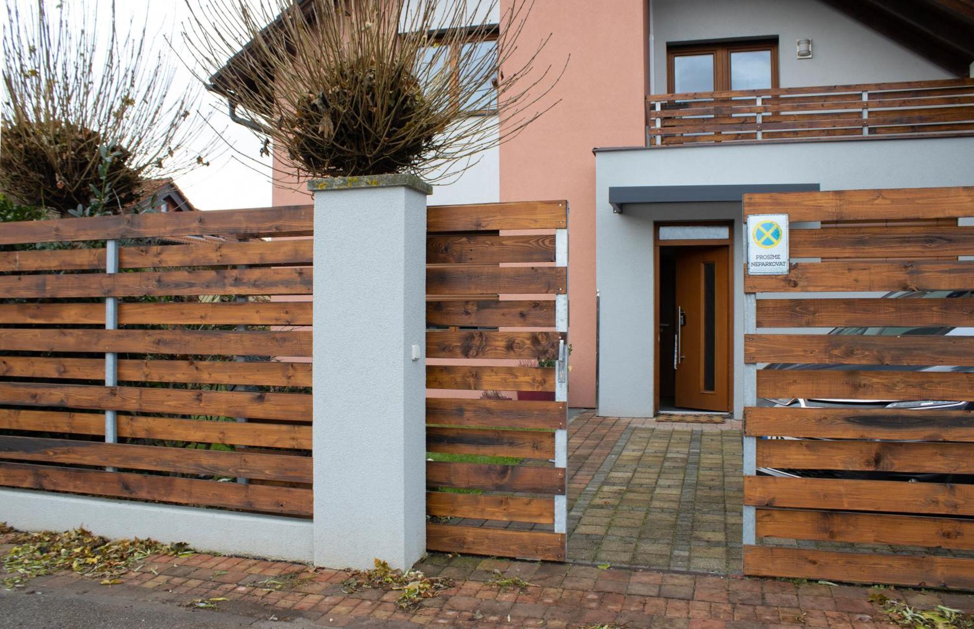 Apartman U Lesa Nové Jirny Kültér fotó