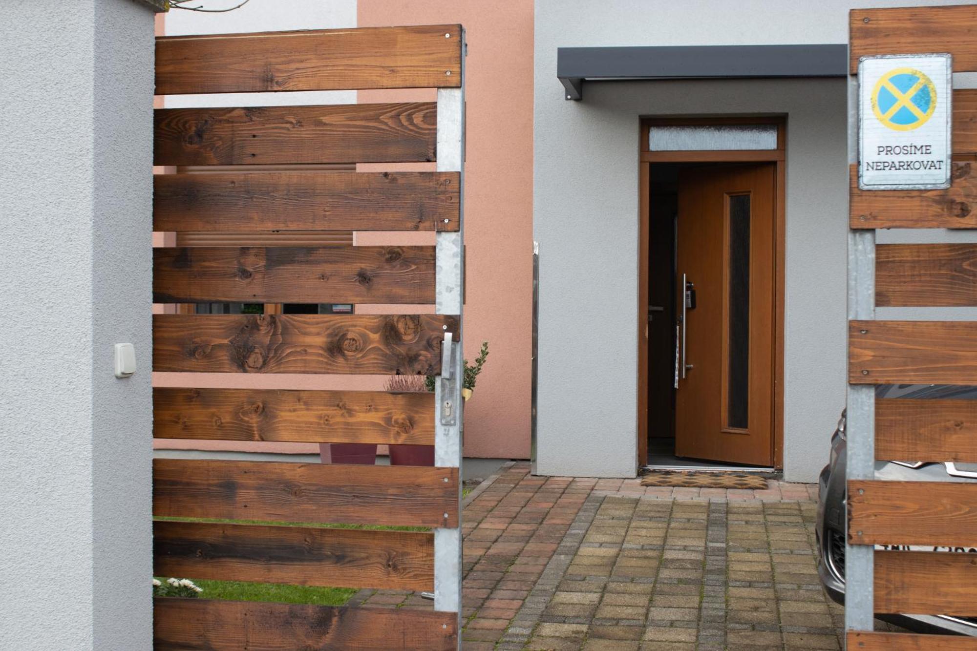 Apartman U Lesa Nové Jirny Kültér fotó